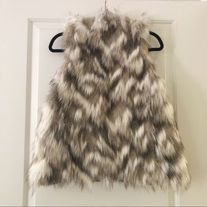 Free People Jackets & Coats - Free People call of the wild faux fur vest xs Free People Jackets & Coats - Free People call of the wild faux fur vest xs